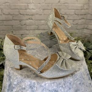 SOBEYO Silver Glitter Girls Dress Shoes with Bow